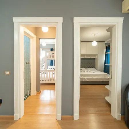 Apartment Ring Center Spacious 2 Bdr Tirana