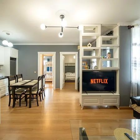 Apartment Ring Center Spacious 2 Bdr *